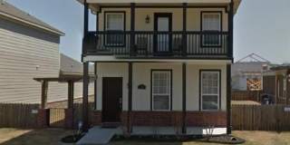 568  N Longfellow  LN Gallery 1