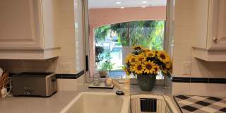 Short term starting Jan. 1, 2027 only BIRD KEY Large 4/3 canal home with heated pool Gallery 8