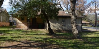 908 East Stone Street Gallery 22