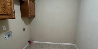 Great location in Nixa 3 bedroom 2 full bathrooms Gallery 6