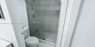 8429 Forest Hills Dr Gallery 19