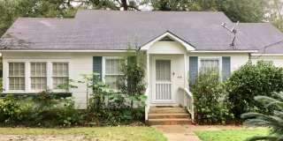 F FAIRHOPE COTTAGE Gallery 1