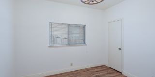 9231 LINBROOKE Gallery 23