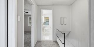 7911 BANK Street Gallery 19