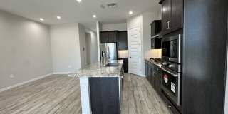 10319 W Harmony Ln Gallery 9