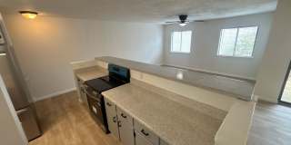 2 Bedroom 2 1/2 bath in the Lakes Townhome Community! Complete Remodel! Gallery 8