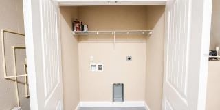 57 COLUMBIA Lane Gallery 10