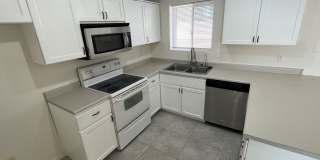 3BR 2Ba Remodeled with Yard and Garage Gallery 8