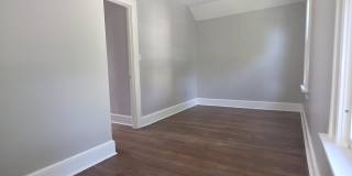 311 Farmington Avenue Gallery 13