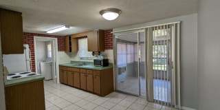 Wonderful 2/1 Home with Fenced Yard in Beverly Hills Wonderful 2/1 Home with Fenced Yard in Beverly Hills Gallery 5