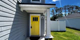 Charming, newer construction, 3 bedroom 2.5 bath home with Fenced In Yard and 2 car garage! Pest control included Gallery 5