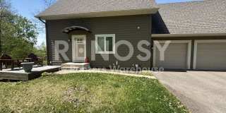 Available now - 1 Bedroom 1 Bath Condo in Golden Valley Gallery 1