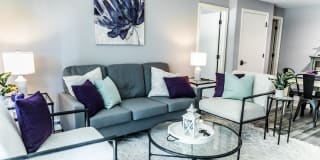 Huntington Exchange Dover Gallery 9