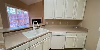 3BR 2.5BA + Bonus Executive Townhome Near MTSU, FREE Lawn Care! Gallery 10
