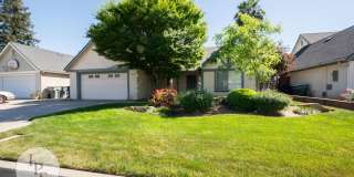 N.E. Fresno Home, 3BR/2BA, Blt 1988, POOL + Living & Family Rooms - Lots of Amenities! Gallery 1