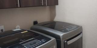 Room in 3 Bedroom Home at Arabian King Gallery 7