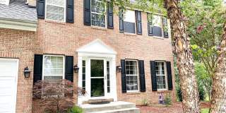 Beautiful Brick front Colonial Gallery 1