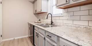 Hunter's Pond Apartments Gallery 7