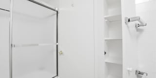 1440 N Lake Shore Drive Gallery 14