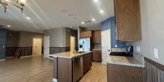 3-Bedroom Home with 50' RV Garage in Fort Mohave Gallery 8