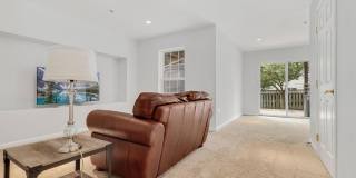 1942 CROSSING STONE Court Gallery 14