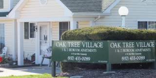 Large 2 bedroom apartment with washer/dryer hookup.  55+ community Gallery 1