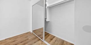 351 S. Manhattan Pl. Gallery 37