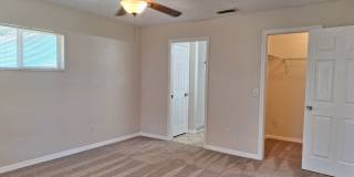 2BR 2BA PLUS 1 CAR GARAGE DUPLEX Gallery 7