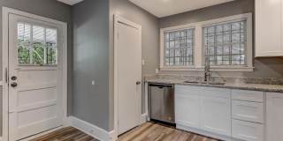 Midtown Retreat Gallery 2