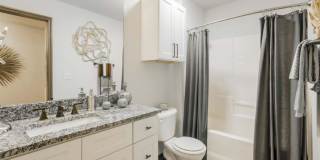 Sunstone Village, 55+ Gallery 10
