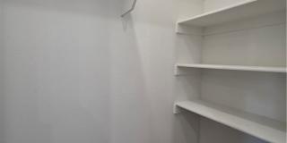 987 N Crater Avenue Gallery 12