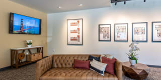 Second & B Street Gallery 9