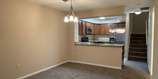 Spacious 3 Bedroom Condo- RENT TODAY & SAVE! Gallery 7