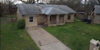 Charming 4-Bedroom Home with Spacious Yard! Gallery 3