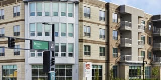 Camden Lincoln Station Gallery 42