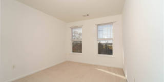 3 level 2 BR 2BA condo in Fairfax Ridge Gallery 10