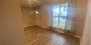 243 14TH Street Gallery 3