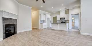 Move In Special: August Rent Free! Gallery 16