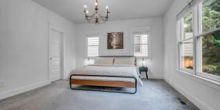 3-bedroom, 2.5-bath rental home located in Nashville’s vibrant, 12 South! Gallery 17