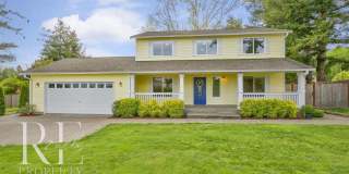 Bright View Home in the Heart of Silverdale on a Quiet Dead-End Road Gallery 1