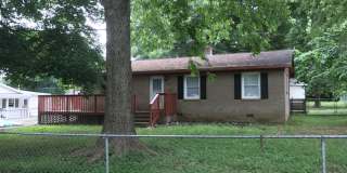 Cute 3 Bedroom House in Monroe Gallery 1