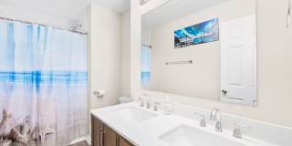 Room in 3 Bedroom Home at Kings Mountain St Gallery 7