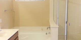 Beautiful Ranch Style 3 Bed 2 Bath Home! Gallery 12