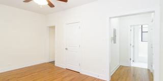2876-2900 N Clark Gallery 17