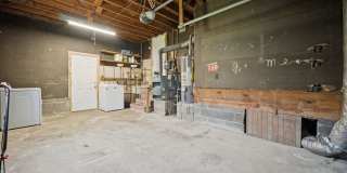 PINEWELL Gallery 30