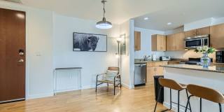 2-BDR Retreat with Rooftop Pool & Gym Gallery 12