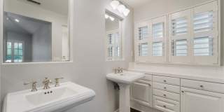 2546 Bungalow Gallery 26