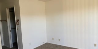 Waterfront 2BR 2B Condo Lower Level, gated with tennis,pool,spa,PRIVATE BEACH/DOCK Gallery 18