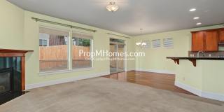 Beautiful Three Bedroom Home in Bethany - Available Now! Gallery 5