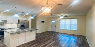 4 Bedroom Home with Large Family Room, Huge Fenced Yard, Workshop & Pool Gallery 39